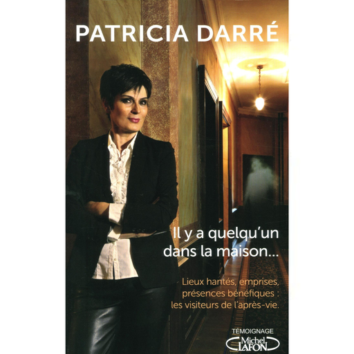 Livre Il y a quelqu'un dans la maison Patricia Darré